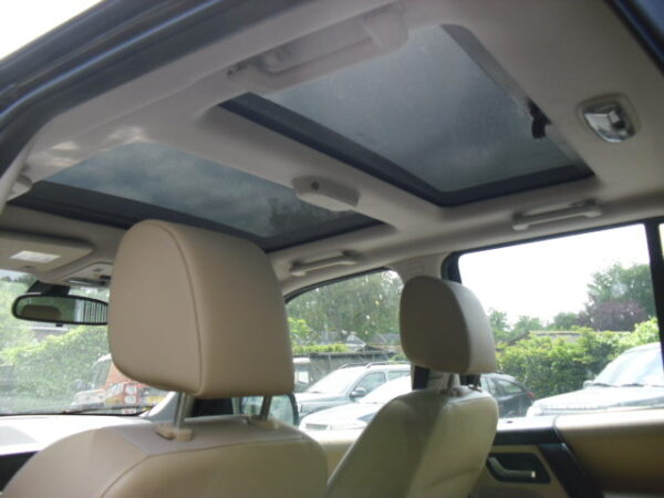 freelander 2 L359 Td4 2.2 diesel automaat kleur zwart uit 2008