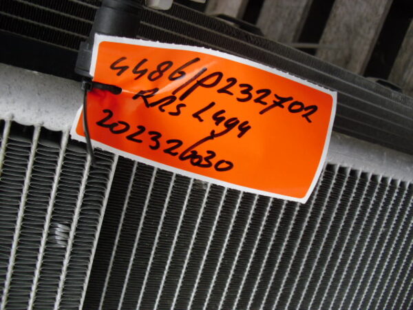 Range Rover Sport L494 LHD motor 3.0 TDV6 ,8 traps automaat ZF8hp70 4WD, model 2015 Radiateurpack met Radiateur met Koelfan huis , airco condendor, brandstofkoeler , Exspansie vatje , thermostaathuis en diverse slangen.
