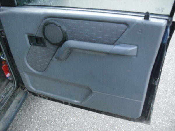 discovery 1 300 Tdi handgeschakeld grijskenteken kleur blauw uit 1996