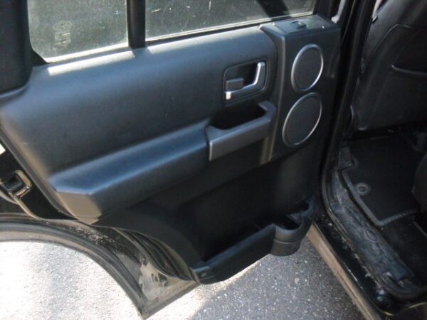 discovery 3 2.7 TDV6 HSE automaat uit 2007 Kleur zwart Jave Black (697) met zwart leer (Taurus) 7 persoon met snorkel