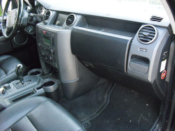 discovery 3 2.7 TDV6 HSE automaat uit 2007 Kleur zwart Jave Black (697) met zwart leer (Taurus) 7 persoon met snorkel