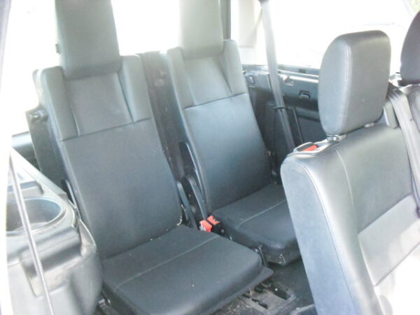 discovery 3 2.7 TDV6 HSE automaat uit 2007 Kleur zwart Jave Black (697) met zwart leer (Taurus) 7 persoon met snorkel