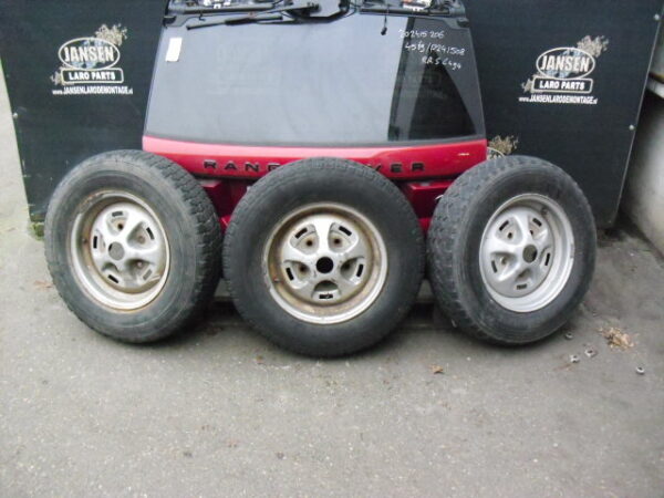 Range Rover Classic / Defender L316 Rostyle stalen velg geklonken 6.0jx16" gebruikt centergat 70 mm