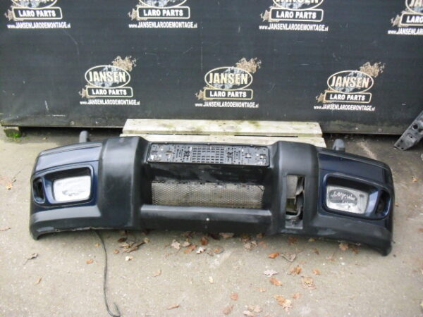 Discovery 2 L318 voorbumper met mistlampen , koplamp sproeiers , bumperbalk en bevestigings stukken