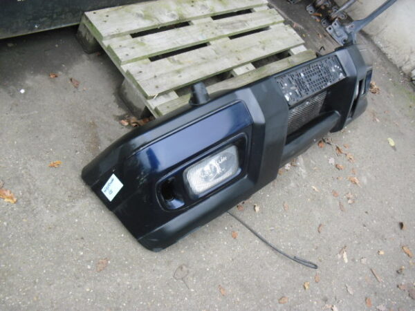 Discovery 2 L318 voorbumper met mistlampen , koplamp sproeiers , bumperbalk en bevestigings stukken