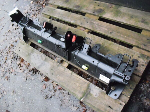 defender 90" L663 steun achterbank rugleuningen met 3x gordel sluiting
