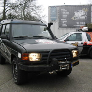 discovery 1 300 Tdi automaat grijskenteken 5 deurs uit 1998 met lierbumper met lier ,A bar en snorkel