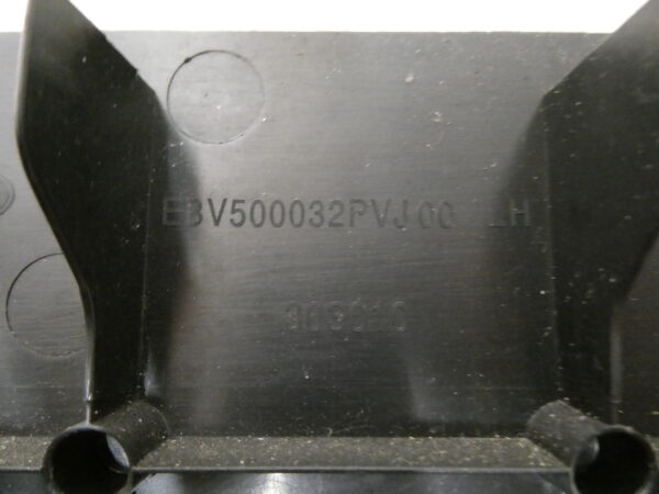 Range Rover Sport L320/Discovery 3/4 afwerkap rechter voor stoel EBV500022PVJ