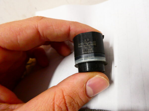 PDC sensor (parkeer sensor) AH4215K859AB LR038533 C2Z22810