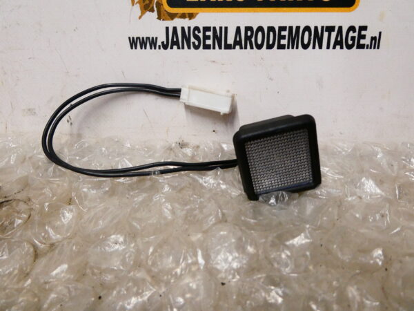Range Rover P38 binnenverlichting voetenruimte PRC9499