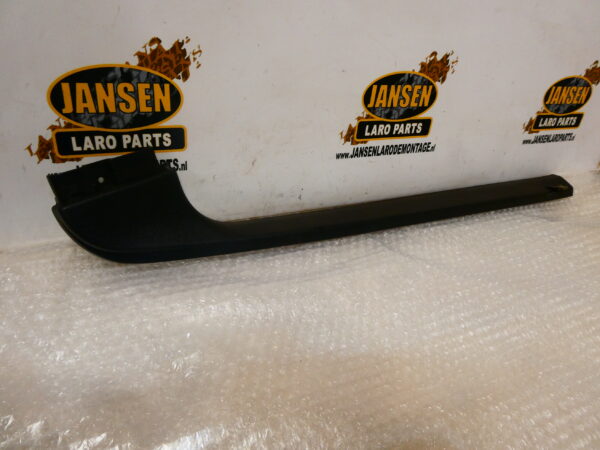 Range Rover P38 sierlijst achterklep rechts achter BTR1740LNF DED100140LNF