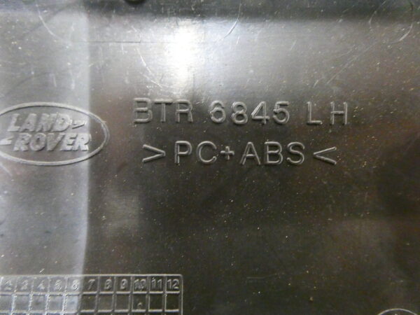 Range Rover P38 sierlijst links zwart (dark granite) BTR6841LOY BTR6845
