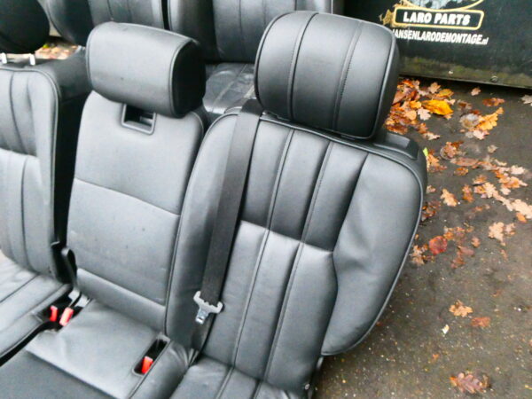 Range Rover L322 set stoelen voor+achter zwart leer met displayscherm in hoofdsteunen