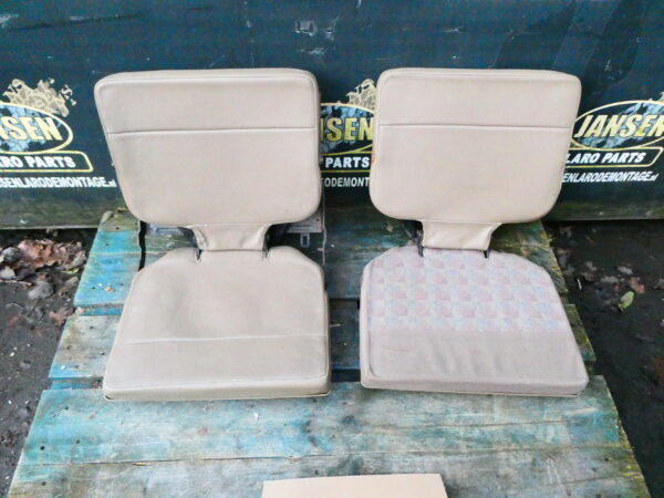 Discovery 1 set 6e/7e stoel compleet met frames en gordels beige leer