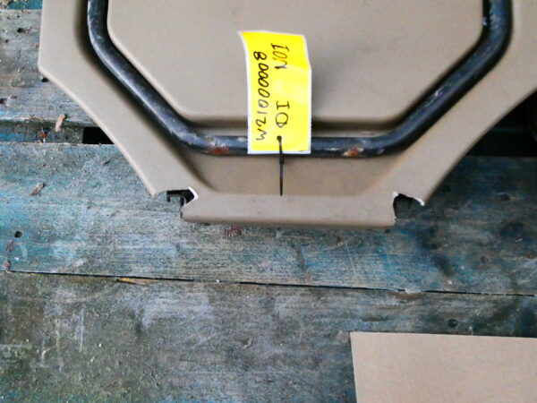 Discovery 1 set 6e/7e stoel compleet met frames en gordels beige leer