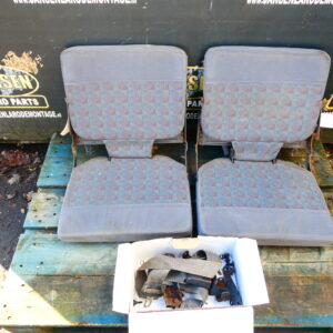 Discovery 1 set 6e/7e stoel compleet met frames en gordels grijs stof